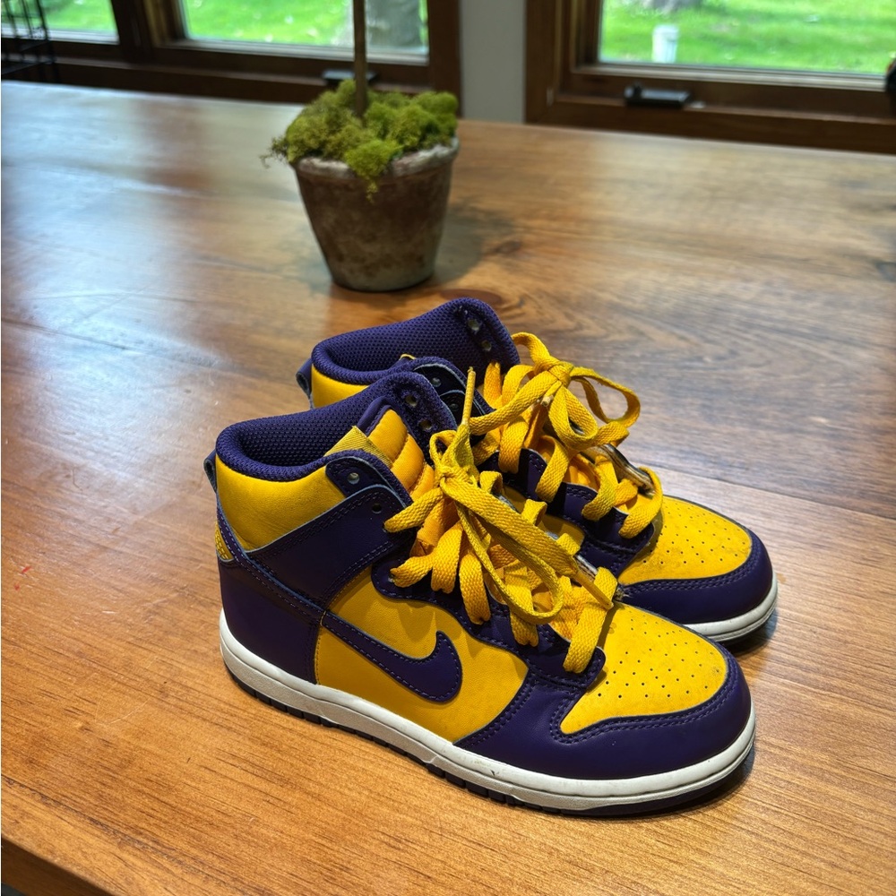 Nike Kids High-Top Sneakers - Yellow and Purple